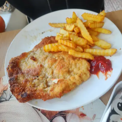 Schabowy z frytkami